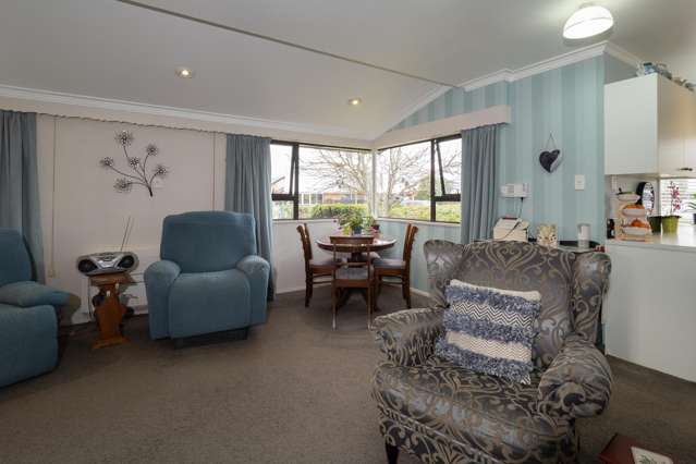 16 Falcon Drive Allenton_2