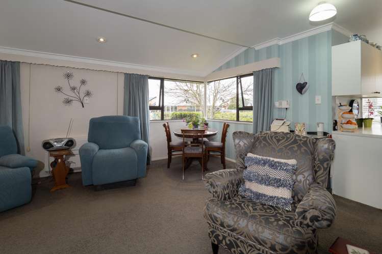 16 Falcon Drive Allenton_2