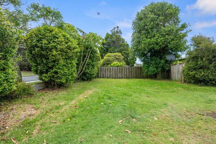 53 Centreway Road Orewa_9