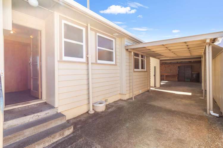 32 Parsons Avenue Levin_24