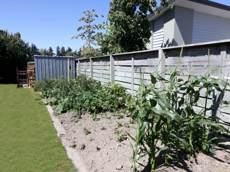 16 Somerset Grove Allenton_24