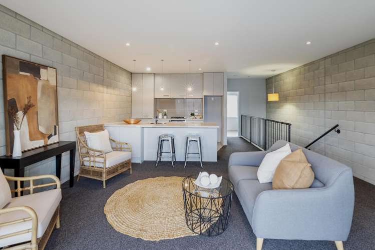 2/24 Dickens Street Addington_2