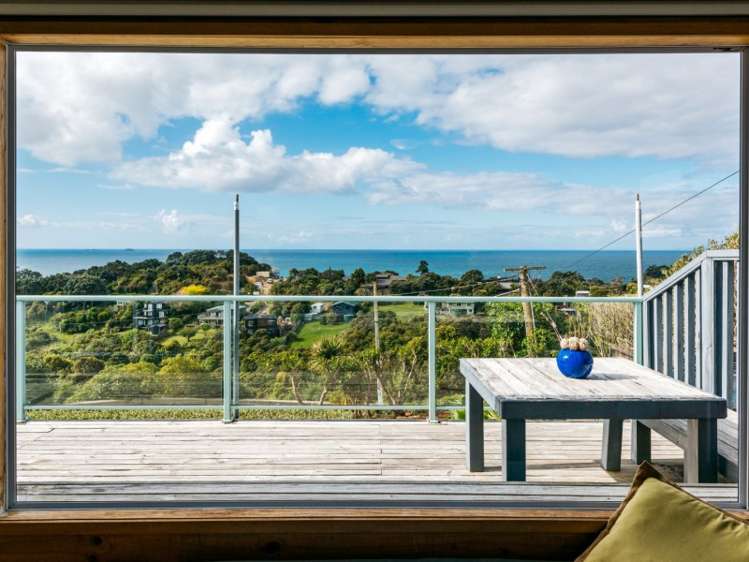 22 Queens Drive Oneroa_6