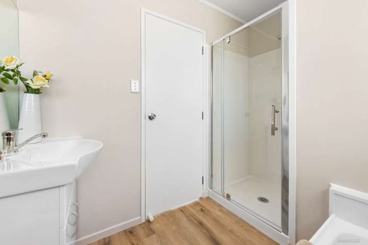 2/20 Janese Place Manurewa_7