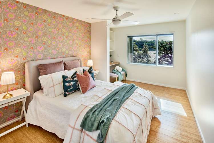 300B Paremata Road Whitby_14