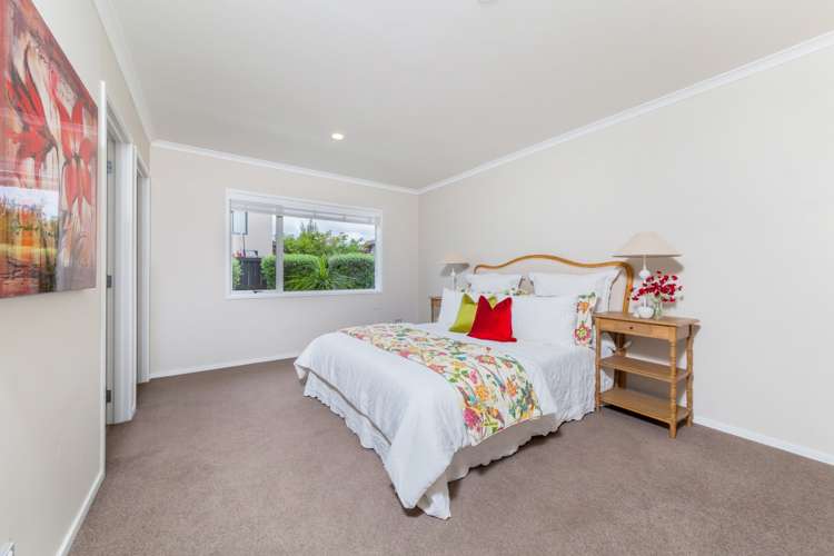 8 Mazuran Place Flat Bush_10