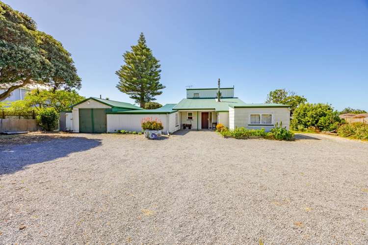 25 Beach Road Porangahau_22