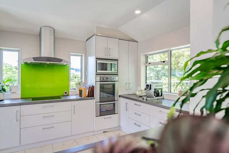 72 Tawhai Place Parahaki_6