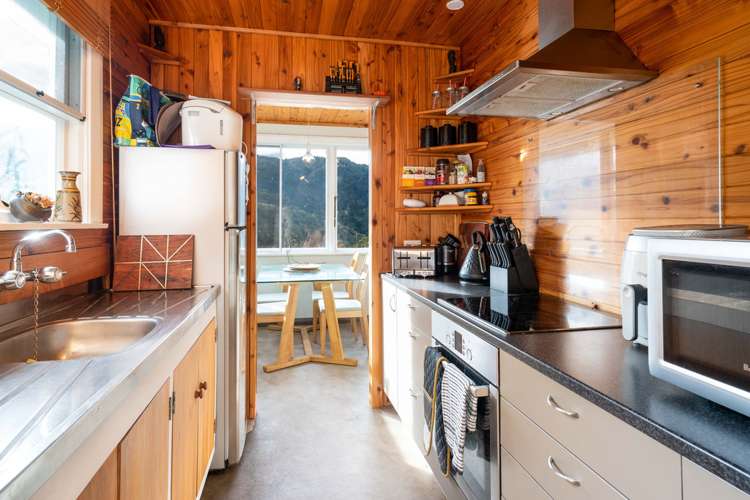 20 Tui Terrace Waipori Falls_7