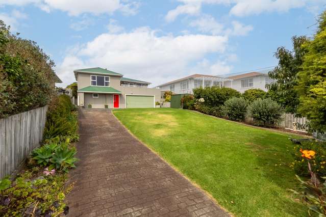 44 Gray Avenue Paraparaumu Beach_1