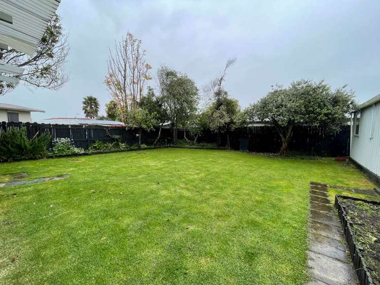 6 Burlington Place Manurewa_15