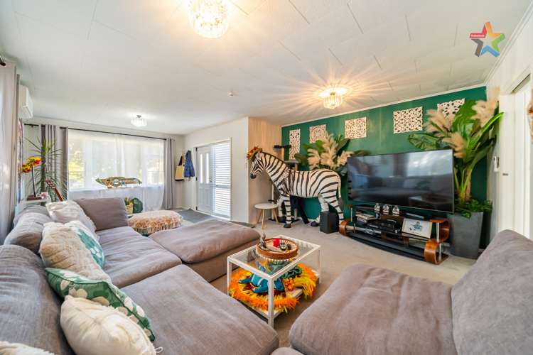 7 Hine Road Wainuiomata_7