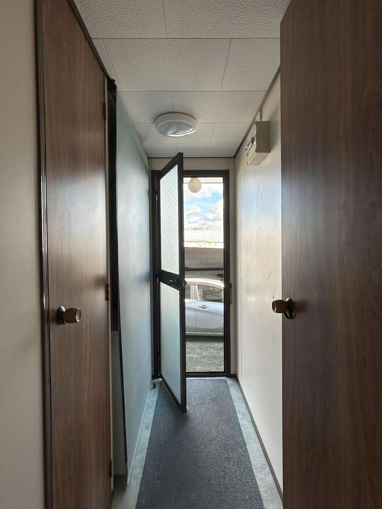 2/141 Carnoustie Drive Wattle Downs_15