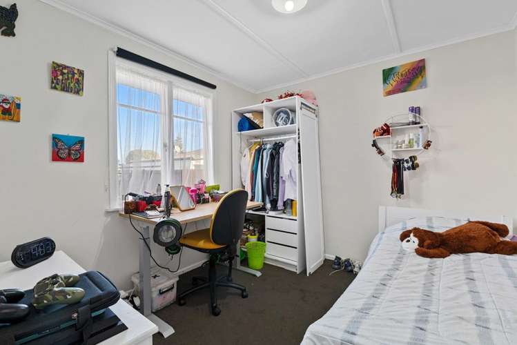 15 Isobel Street Fairy Springs_9