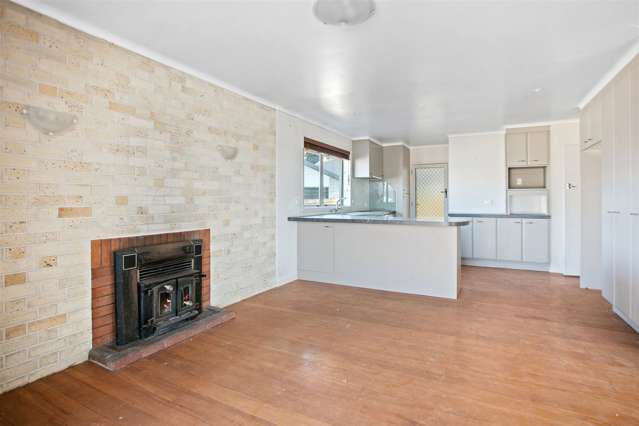 204 Welcome Bay Road (4 Te Rehutai Rise) Welcome Bay_1