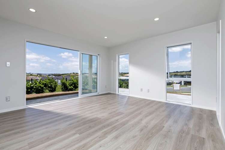 10 Boocock Crescent Orewa_9