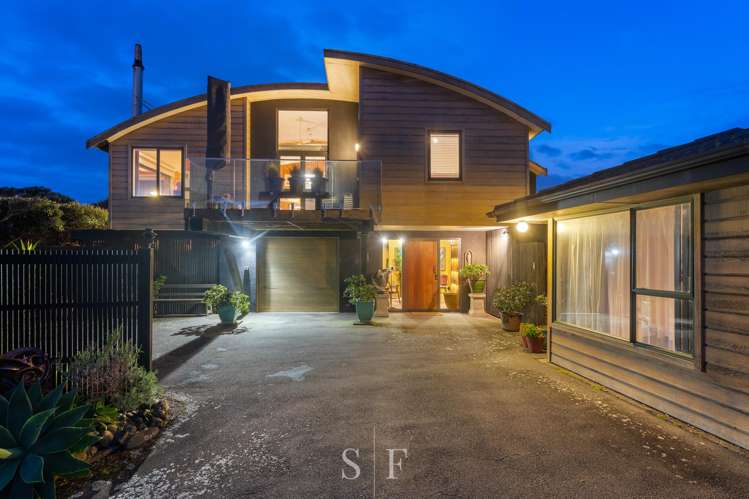 4 Stonewall Grove Waikanae Beach_0
