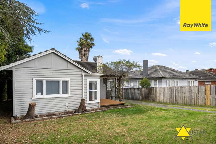 55 Titirangi Road New Lynn_13