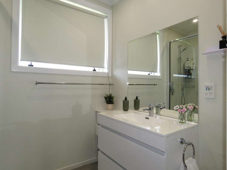 2A Crampton Road Reefton_13