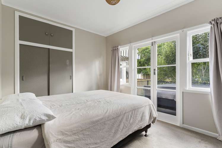64 Yeovil Road Te Atatu Peninsula_9