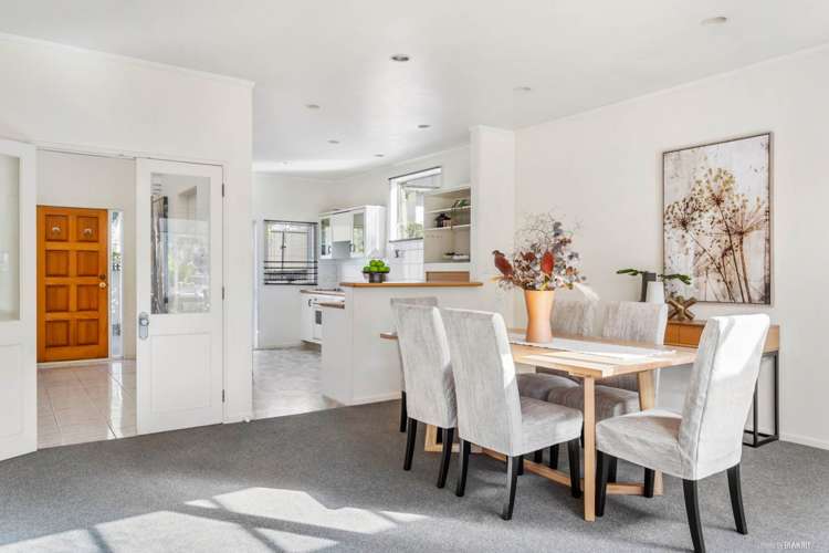 2/41 Byron Avenue Takapuna_7