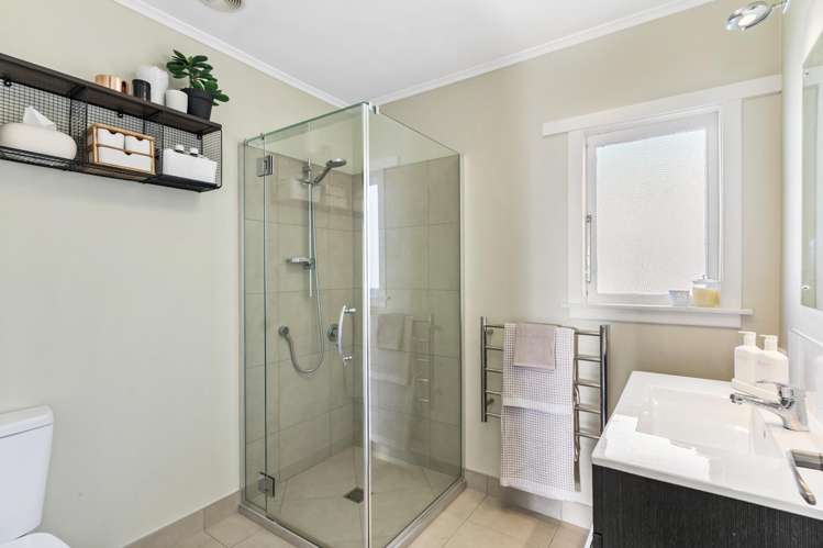 7 Kenmure Avenue Forrest Hill_12