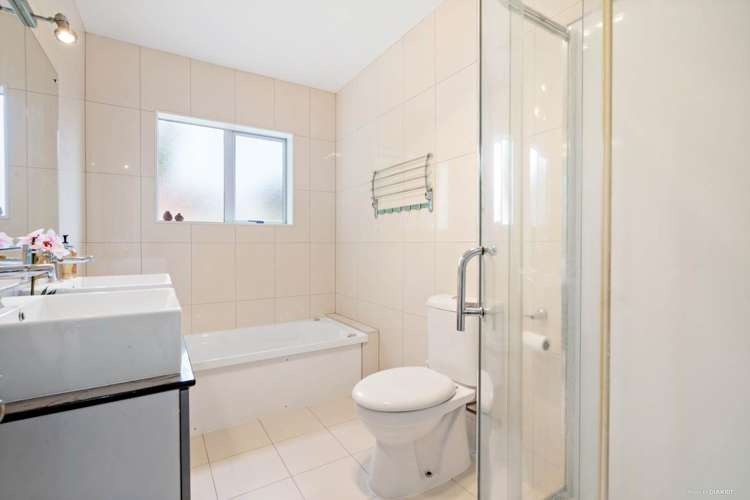 11a Gerwyn Place Pakuranga Heights_14