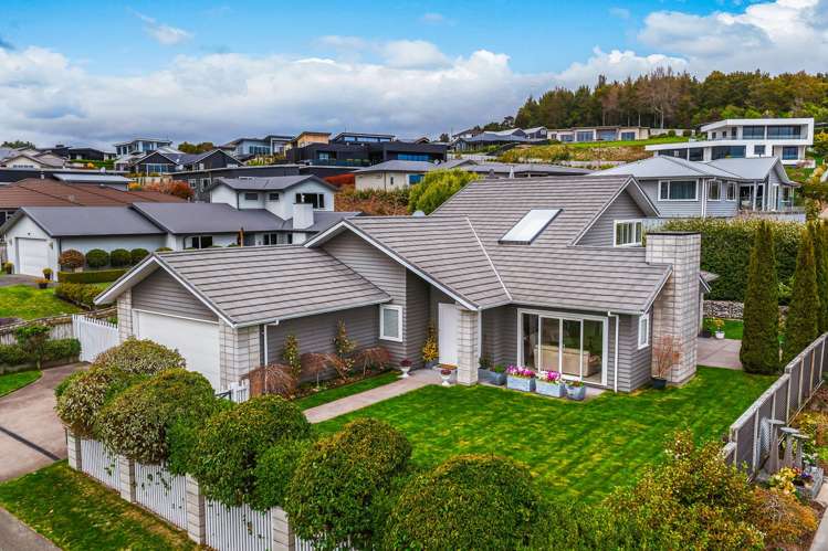 12 Coprosma Crescent Waipahihi_22