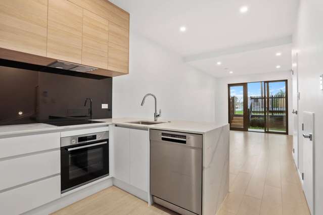 4/403 Blockhouse Bay Road Blockhouse Bay_4