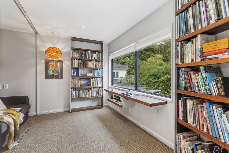 87 Marine Parade Seatoun_12