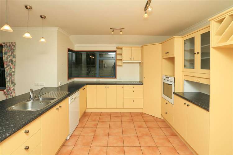 13 Highgrove Drive Grandview Heights_7