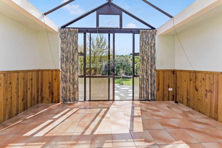 179 Saint Vincent Street Toi Toi_5