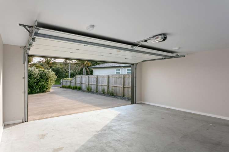 17 Beach Cove Wainui_23
