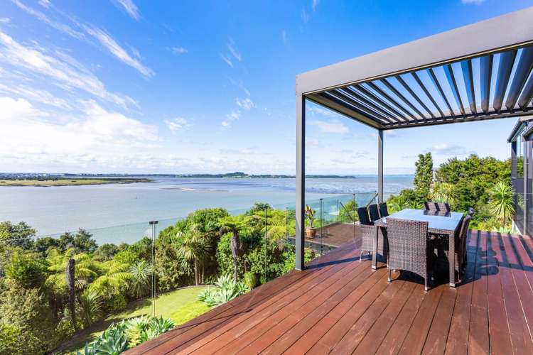 8 Saran Place Hillsborough_18