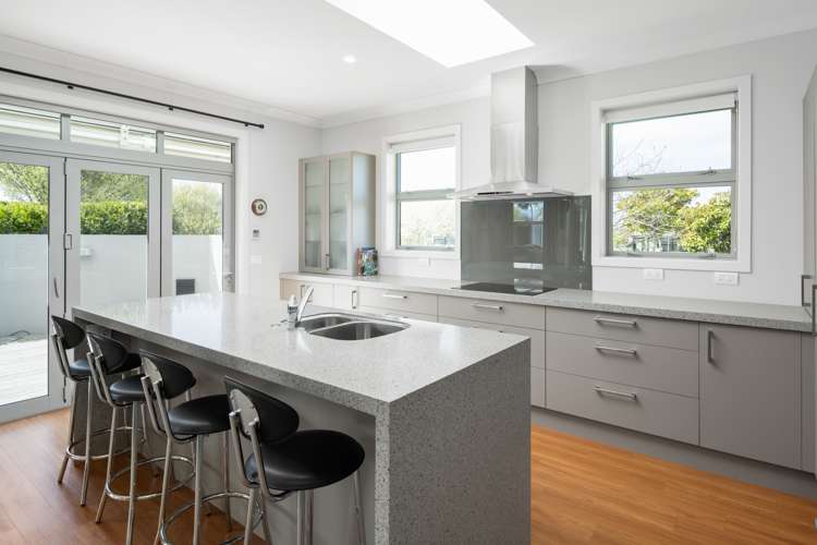 7 Covent Gardens Springlands_6