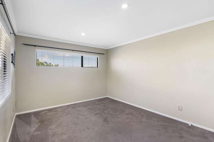 30 Scarlet Oak Drive Schnapper Rock_21