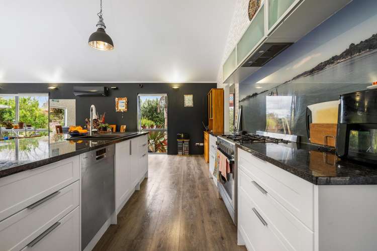 30 McCullough Road Mangapai_4