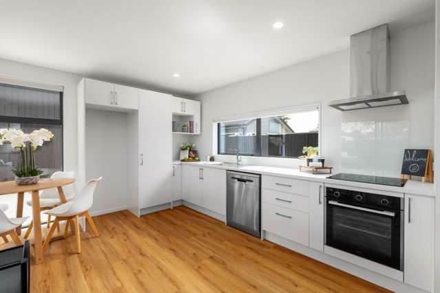 2/152 Woodham Road Linwood_2