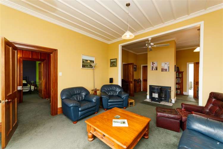 10 Feltham Street Hunterville_6
