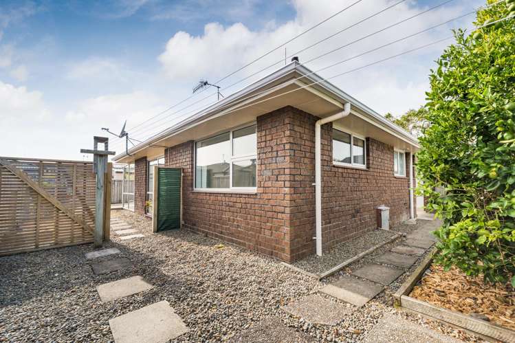 155b Ferguson Street West End_20