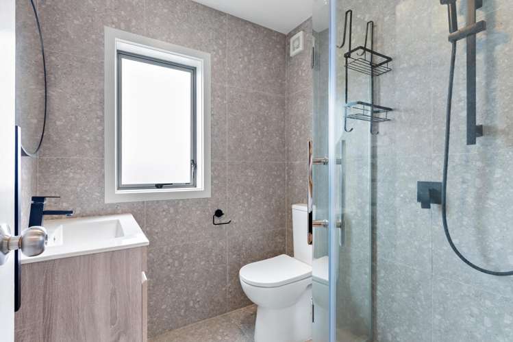 95Q Felton Mathew Avenue St Johns_3