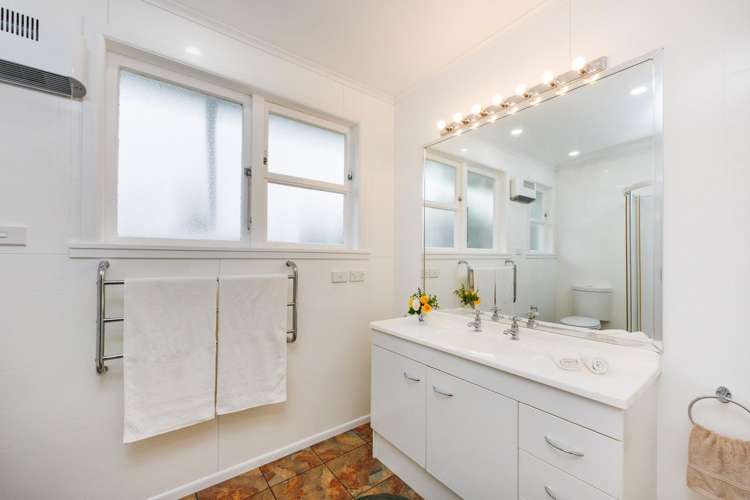 2 Lind Street Kimbolton_10