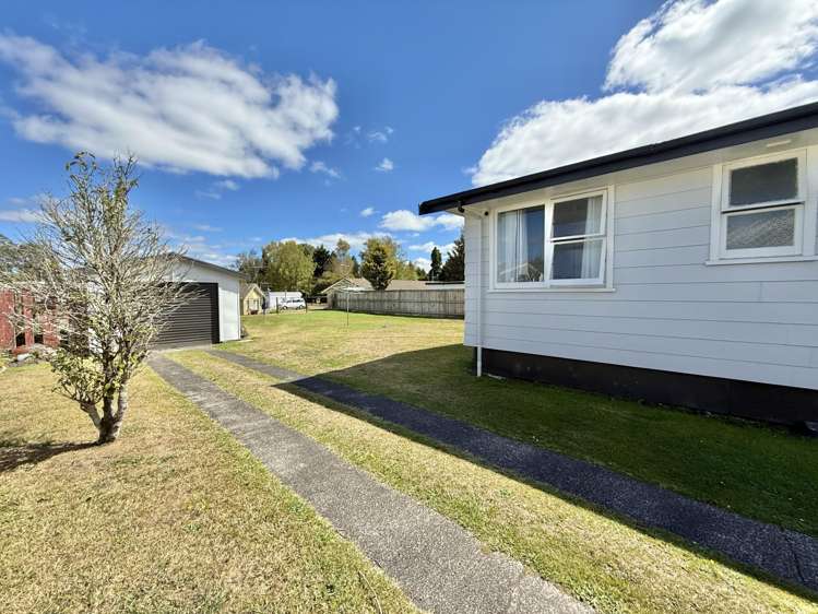 20 Thompson Street Tokoroa_15