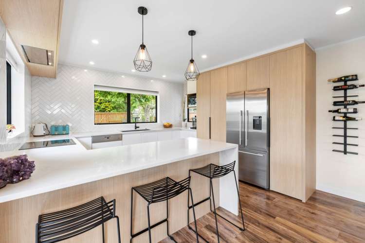 16 Balmore Place Wattle Downs_7