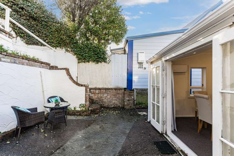 4 Hanson Street Mount Cook_15