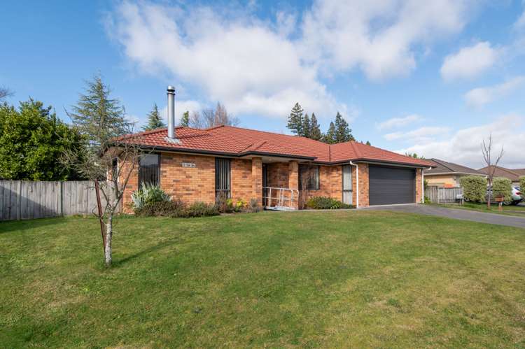 8 Riverholm Drive Mangakakahi_18