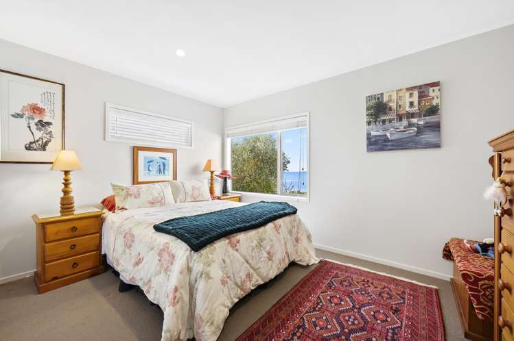 1 Melandra Road Stanmore Bay_13