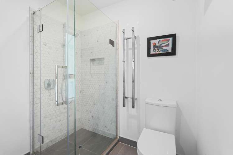 17 Mcclintock Road Massey_16