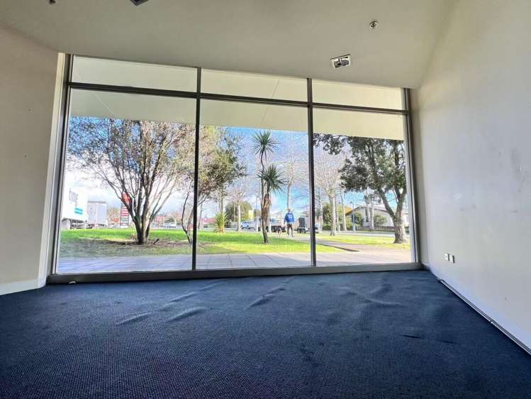 GA/84 Gunner Drive Te Atatu Peninsula_11