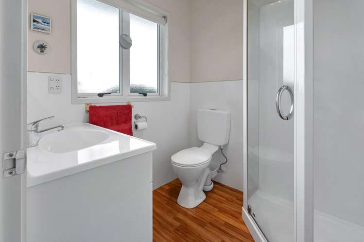 22 Amber Drive Tikipunga_13